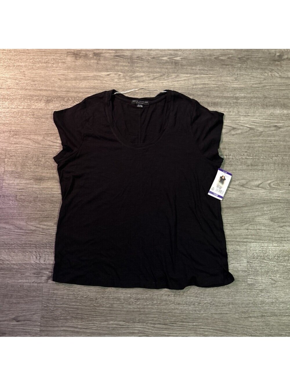 Social Standard Amber Scoop Shirt Womens 2XL Lightweight Tee NWT Casual Top New